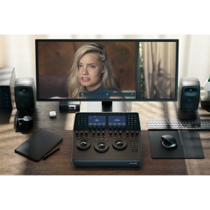 Davinci Resolve Studio 20 workstation surface panel 2