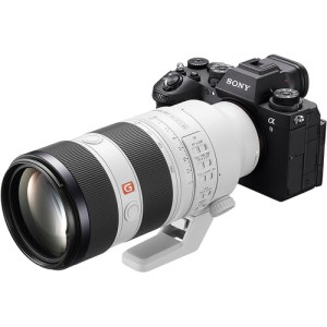 Sony ILCE-9M3 A9 mark III with long G-master e-mount zoom lens
